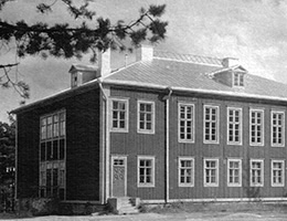 Mer information om då riksdagen reste på natten till Kauhajoki.