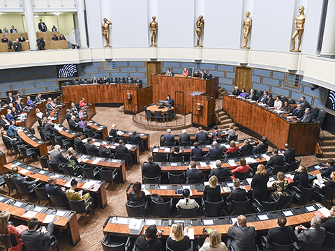 Mer information om riksdagens öppna data.