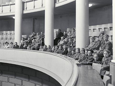 Mer information om Finlands politiska historia.