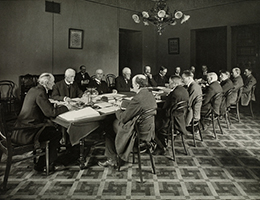 Mer information om förberedelserna för valet av kung.