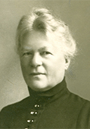 Hedvig Gebhard edustajana.