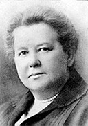 Alli Nissinen edustajana.